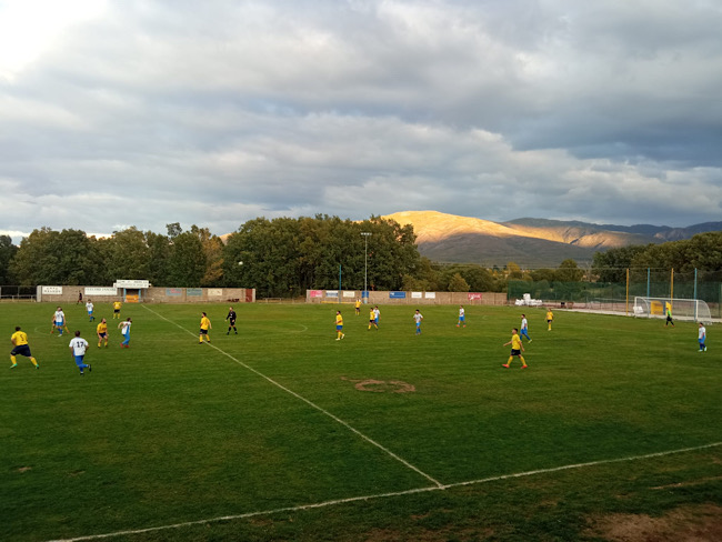 El Sporting <h3 class='enlacePalabraNoticia'>Riazano</h3> compite todos sus partidos con importantes victorias y con alguna derrota muy bien luchada