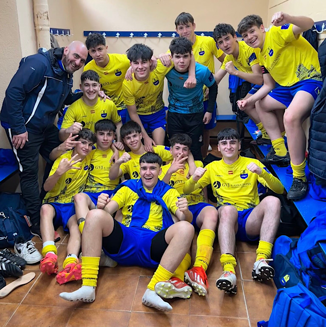 Buenos resultados en la penltima jornada de la mayora de categoras del Sporting <h3 class='enlacePalabraNoticia'>Riazano</h3> 